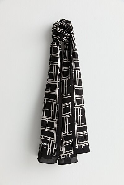 Nihan Desenli Viskon İpek Şal Siyah