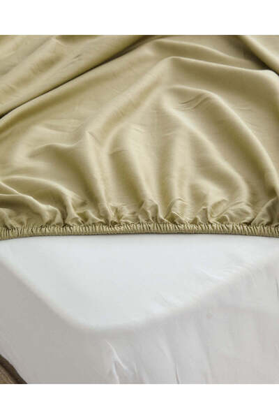 REDTAG Green Cotton Fitted Sheet (Twin Size)