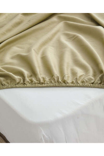 REDTAG Green Cotton Fitted Sheet (Double Size)