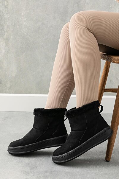 Golder Γυναικείες χειμερινές μπότες με μαύρη αντιολισθητική σόλα με μάλλινη επένδυση