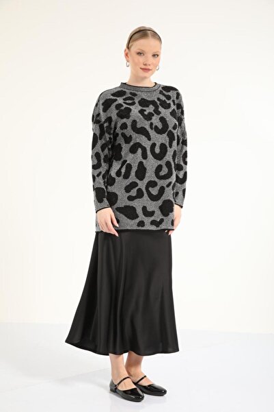 Suede Style 40738 - Stylish Comfortable Silvery Women's Long Knitwear Sweater