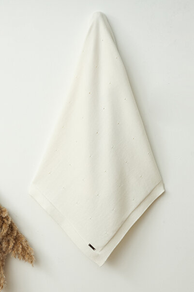 Babymio Lace-Like Knit Blanket