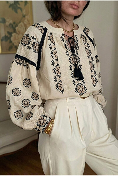 FEMELLE Women's Beige Tassel Embroidered Balloon Sleeve Cotton Blouse