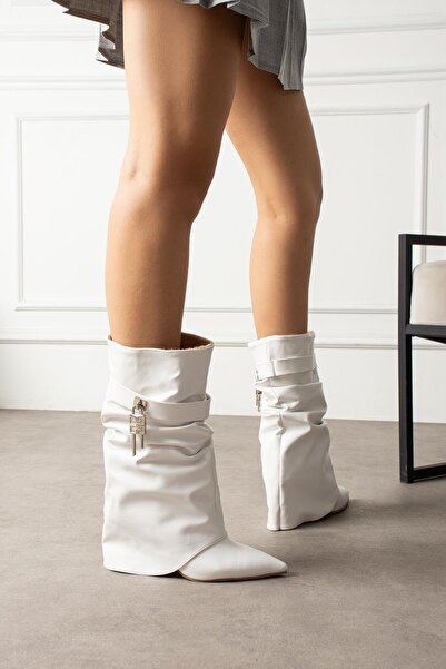 ShoeTek Γυναικείες μπότες Luarda με πλαϊνή πόρπη με φυσούνα με λεπτό τακούνι λευκό δέρμα