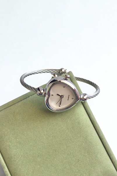 captiva Steel Band Flexible Silver Color Heart White Dial Women Wristwatch