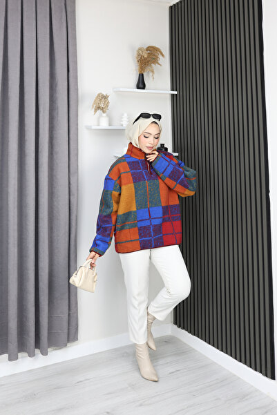 sorisso Half Zippered Printed Teddy Sweater