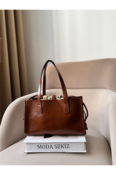 Moda Sekiz Women's Patent Leather Drawstring Shoulder Bag