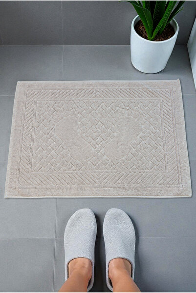ihvan online Footprint Patterned 2-Piece Foot Towel - 50X70 cm - Water Absorbent Bath Mat Set - Cream