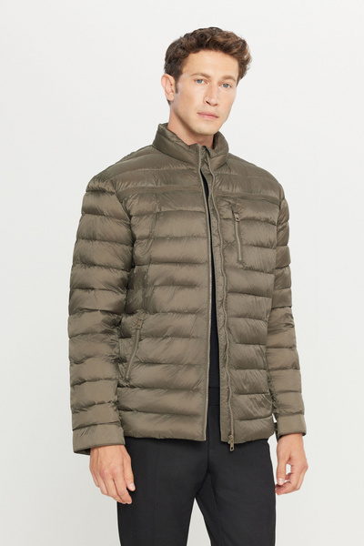 ALTINYILDIZ CLASSICS Men's Khaki Standard Fit Regular Cut Casual Coat with Mock Neck Side Pockets