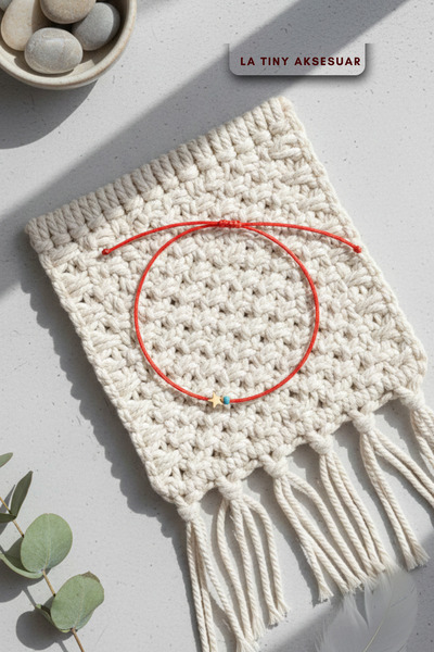 LA TINY AKSESUAR سوار نسائي أحمر، سوار على شكل نجمة، سوار خيطي قابل للتعديل ب...