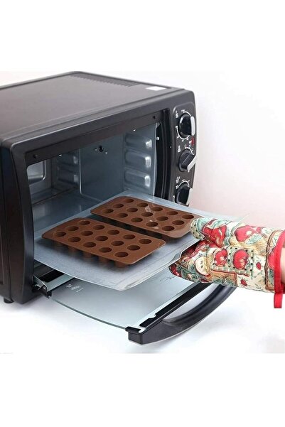 MaffStuff Silicone Mold for Candies, Homemade Chocolate Pralines, Jellies or Ice Cubes