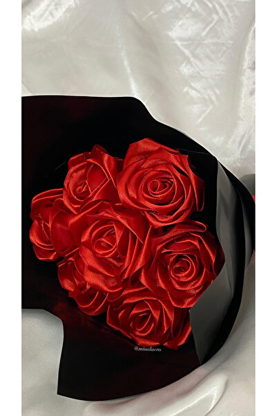 Mina Kurdela çiçek buleti