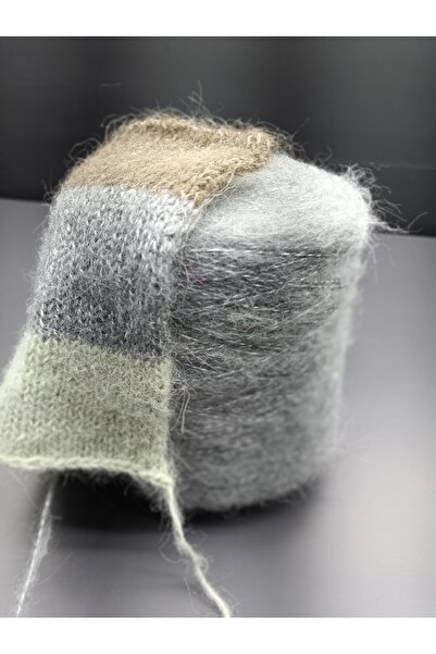 Pİ Yarn 90% صوف بيبي ألباكا 300 جرام