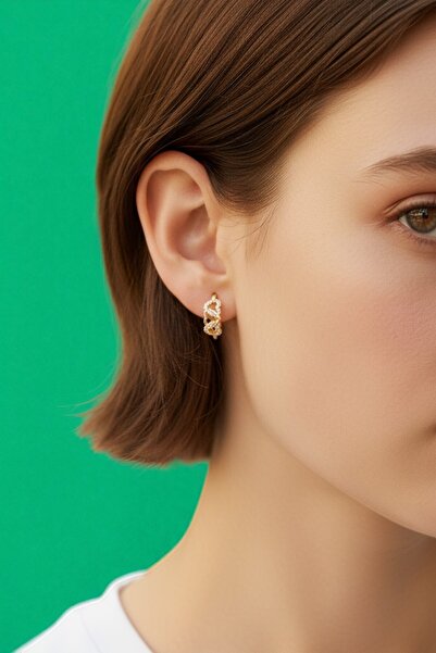 Lorivelle Kadın Pırlanta Montür Triple Heart Çelik Küpe | 14K Altın Kaplama S...