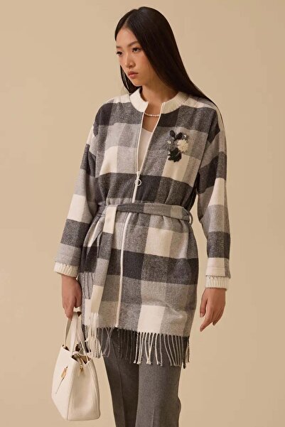 SEÇİL Women's Tasseled Belted Plaid Jacket - Gray