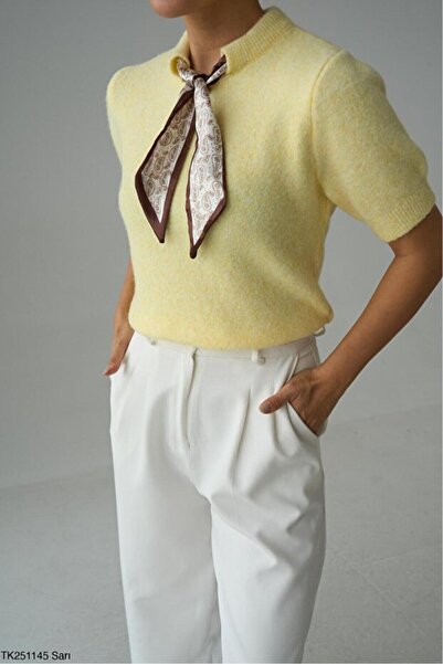 Qu Style Κοντομάνικο πουλόβερ με κασκόλ