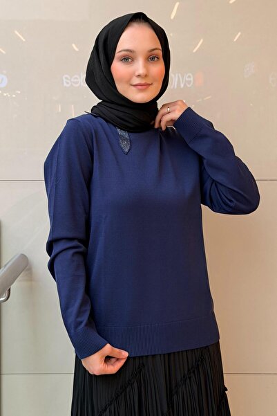 Ghisa Knitwear Tunic with Bow and Stone on the Collar