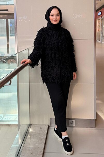 Ghisa Front Buckle Closure Rope Tassel Knitwear Jacket