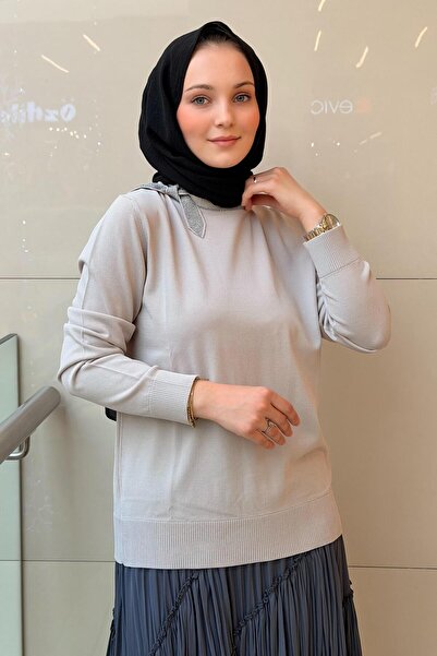 Ghisa Knitwear Tunic with Bow and Stone on the Collar