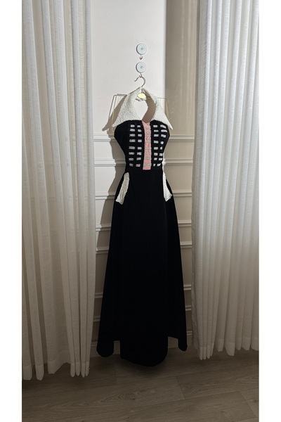 Sab Sab Velvet dress with a winter collar