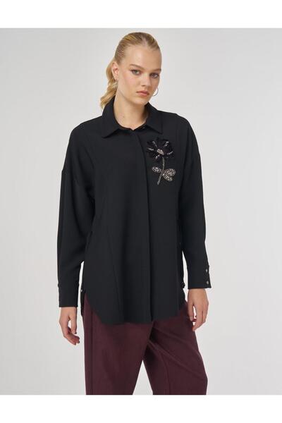 Kayra Stylish Tunic with Embroidery Detail Black