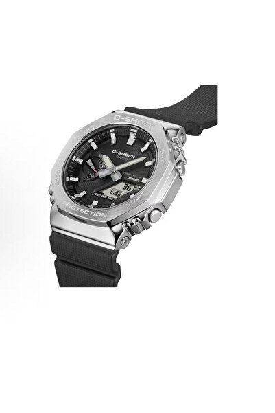 Casio 200 waterproof solar movement with black dial for men and women.