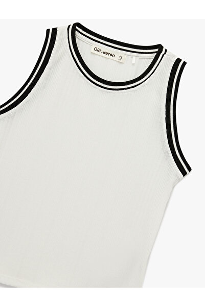 Koton Slim Fit Piped Crew Neck Sleeveless Blouse