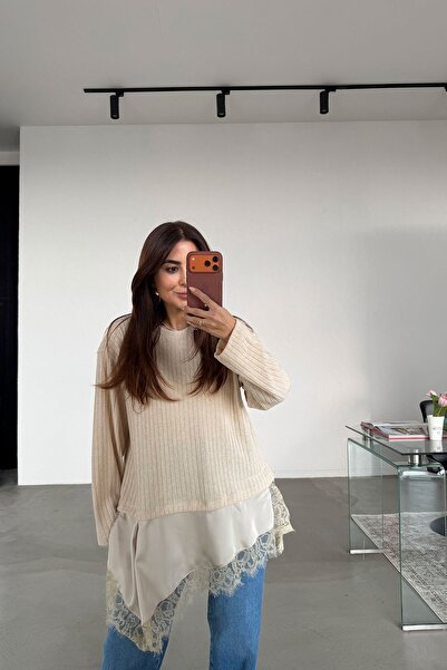 Özge Özgenç Altı Dantel Parçalı Fitilli Triko Bluz
