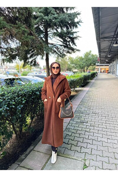 Minel Women's Tan Long Buttoned Coat 01