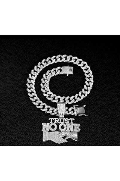 La Saade Y2k Gümüş Rengi Taşlı 'Trust No One' Cuban Hip Hop Chain Kolye
