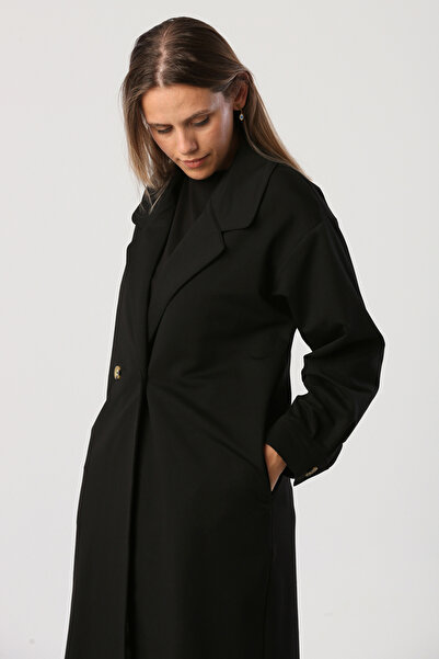 Leina Loose Fit Single Button Coat