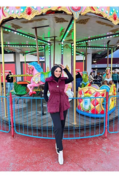 Minel Women's Burgundy Short Fur Vest