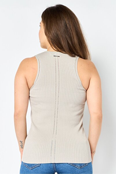 Calvin Klein Women Crew Neck Sleeveless Rubbed Tank Top, Light Grey