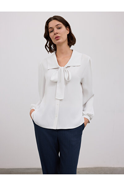BGN workshop Ten-Strained Collar Satin Shirt with Baglama Detail