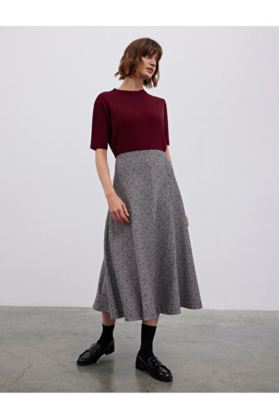 BGN workshop Пола с дължина до коляното с мотиви от вискозна смес