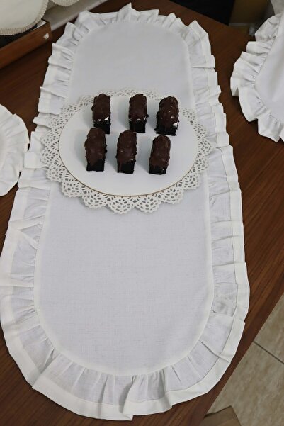 vipceyiz Ruffled Runner