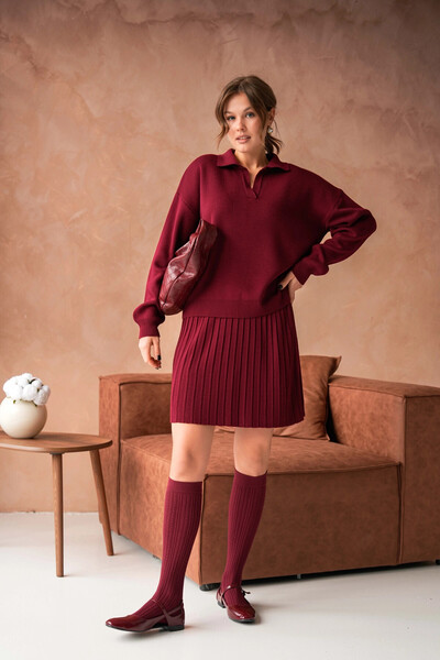 Park Karon Women's Polo Neck Low Sleeve Sweater Short Skirt Two-Piece Knitwear Set