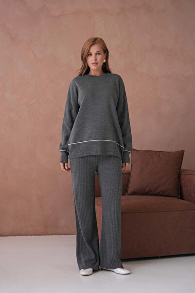 Park Karon Women's Cycling Yak Armdress Sweater Corded Fabric Pants Two-Piece Knitwear Set