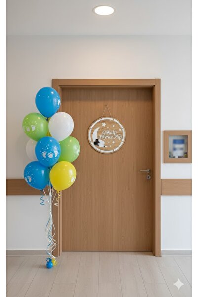 Hayal Kasabası Bebek odası isimli kapı süsü