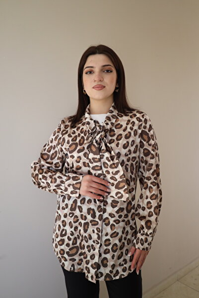 modahira fular detaylı leopar desenli gömlek