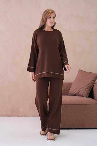 Park Karon طقم تريكو نسائي مكون من سترة وبنطلون بياقة واسعة