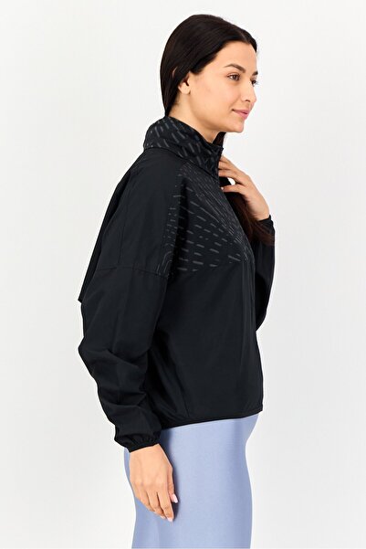 Nike Women Sportswear Fit Long Sleeve Running Jacket, Black