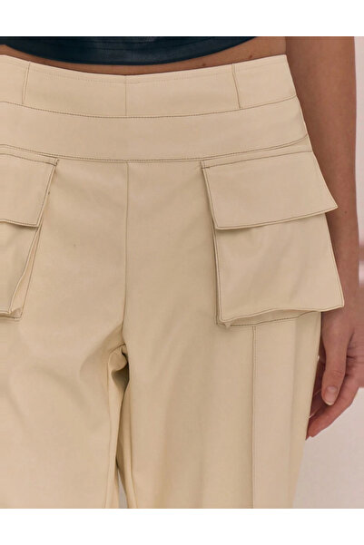 Sheya Shein faux leather pants, yellow