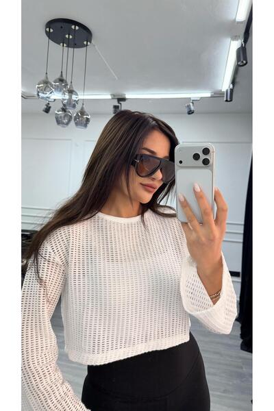 Daves Lace-Like Knit Long Sleeve Crew Neck Blouse