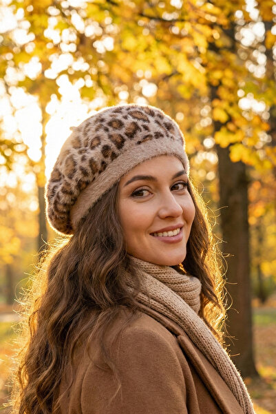 Modex Soft Texture Leopard Pattern Painter Beret