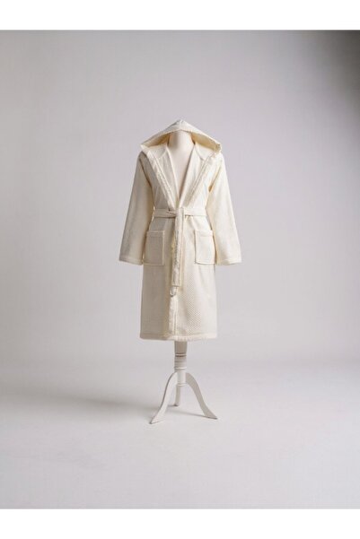 Özdilek Bright Velvet Hooded Children's Bathrobe – Soft, Water-Absorbent, and Skin-Friendly