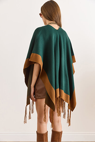 Olalook Women's Emerald Green Color Block Poncho Cardigan Hrk-19000423