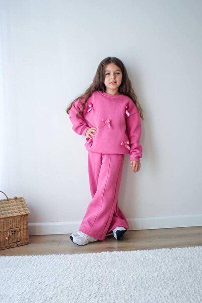 ALYA BUTİK طقم رياضي للفتيات من أليا بوتيكس بتفاصيل شريطية وردية اللون مكون م...