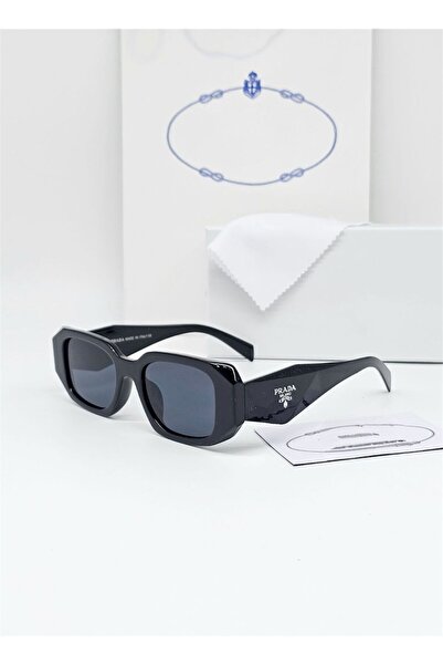 Generic Sunglasses with accessories (case, bag, card). Suitable as a gift; lightweight on the face.