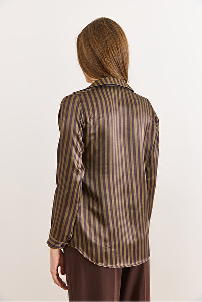 Olalook Γυναικείο πουκάμισο με ρίγες από σατέν χακί μελιτζάνας GML-19001388